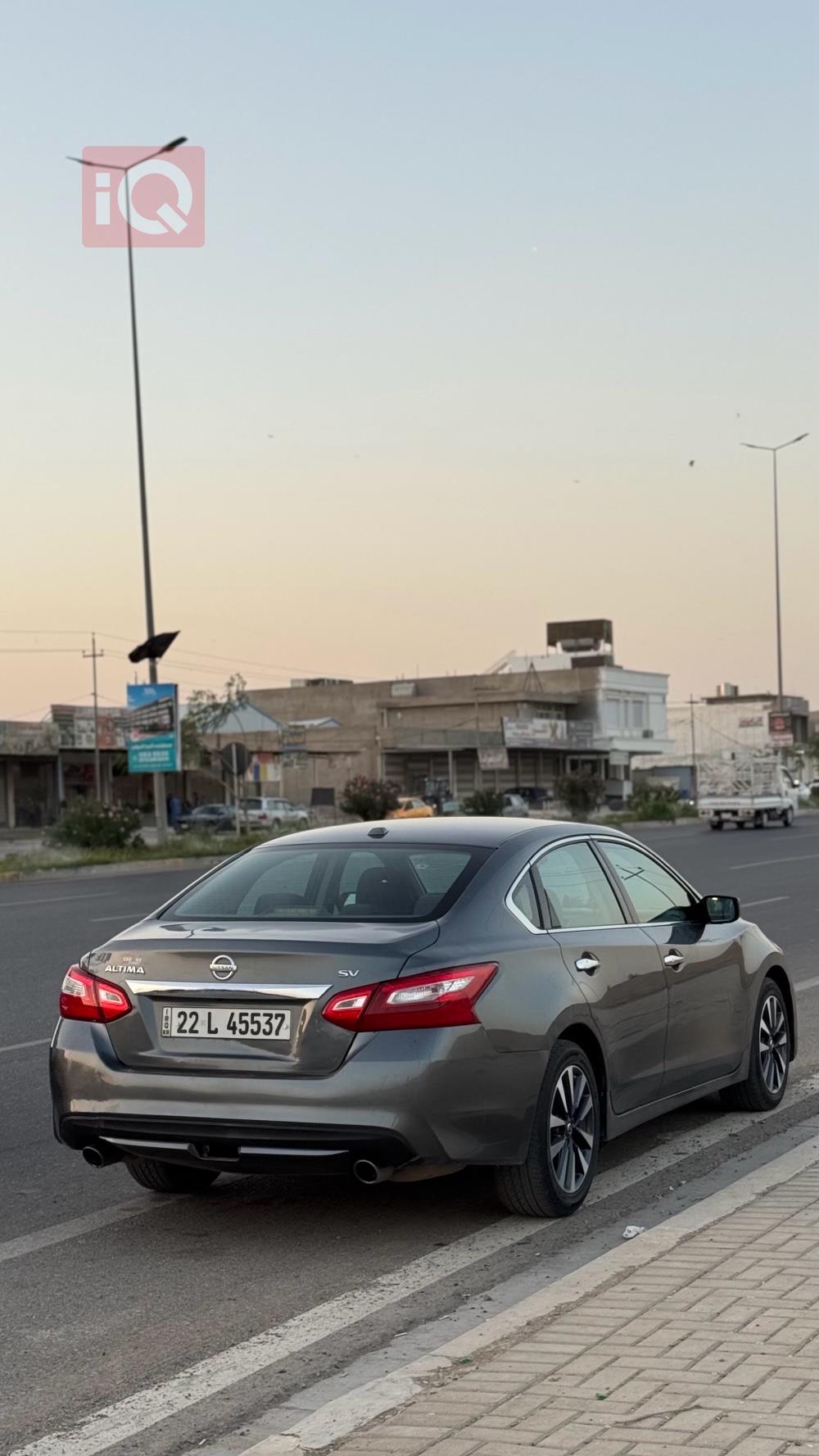 نيسان ألتيما